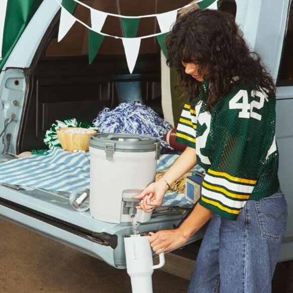 Stanley Adventure Fast Flow Water Jug 2 Gallon | Leakproof Ice Water Dispenser - Picture 5 of 5